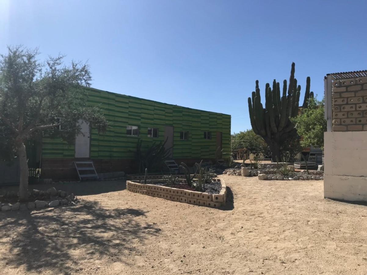 Susu'Z Village Hostel And Rooms La Ventana Exterior foto